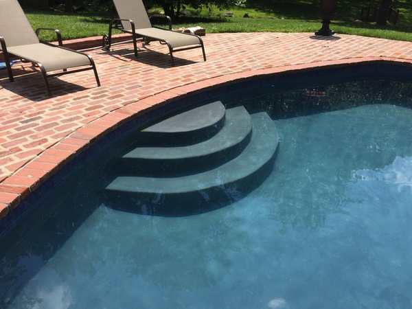 Re-plaster pool in Gray